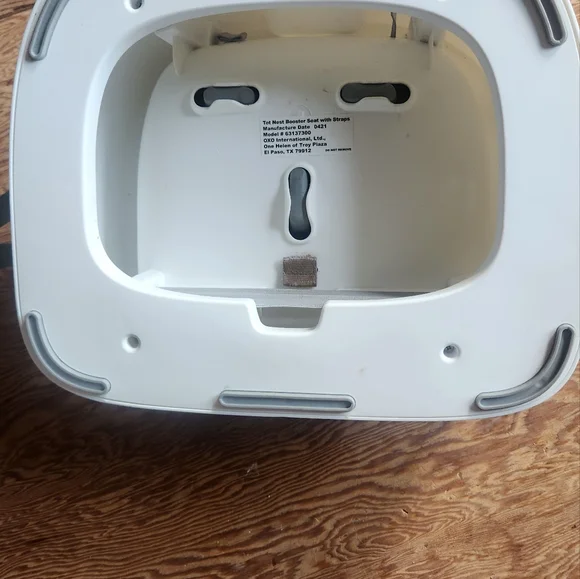 Oxo Tot Boost Gray Baby Seat with Straps - Picture 3 of 8